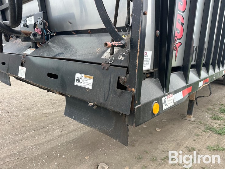2013-meyer-9140t-boss-rt-t/a-live-bottom-forage-trailer-image-14