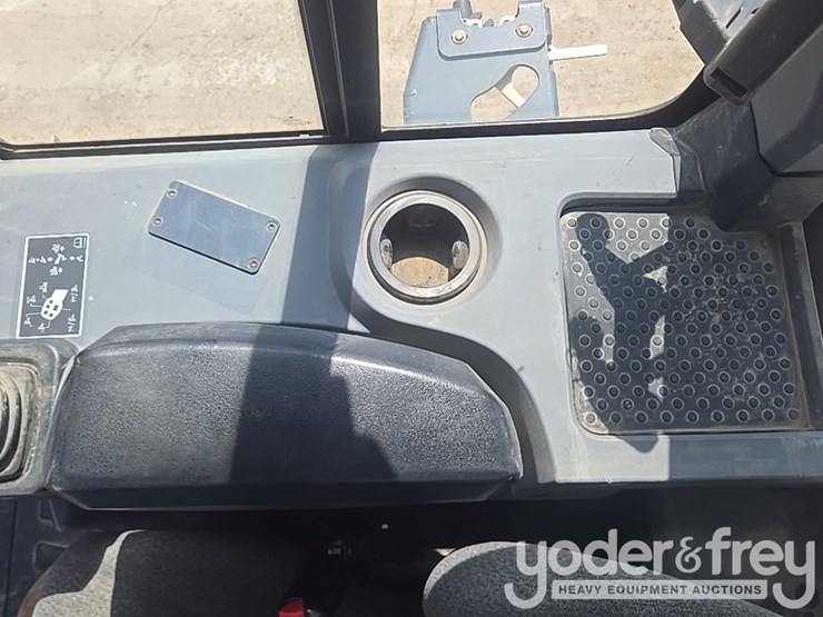 2023-deere-650-lgp-image-54