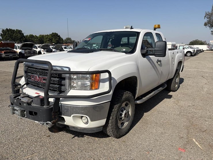 2012-gmc-sierra-2500-image-1