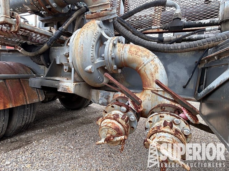 2012-cummins-qst30-image-11