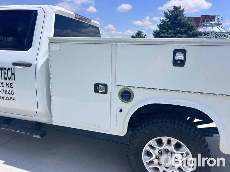 2020-chevrolet-silverado-3500-image-10