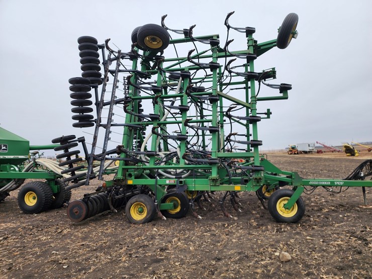 john-deere-737-image-15