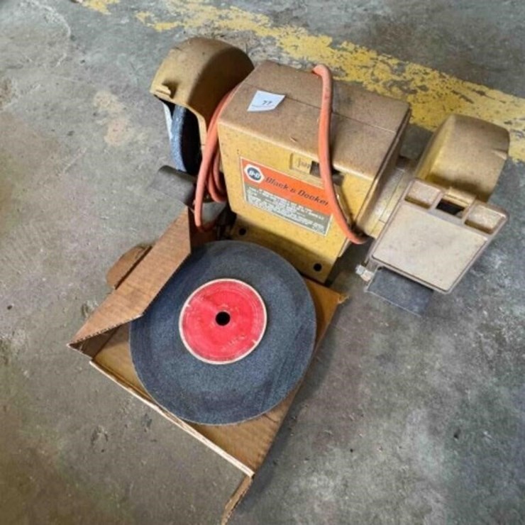 BLACK-DECKER DOUBLE GRINDER