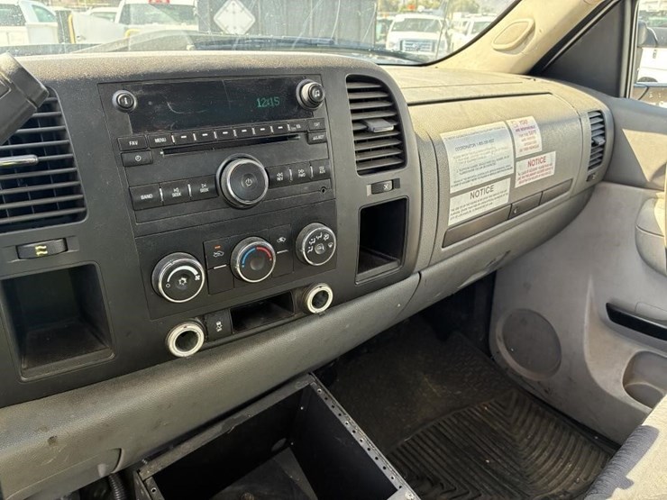 2012-gmc-sierra-2500-image-20