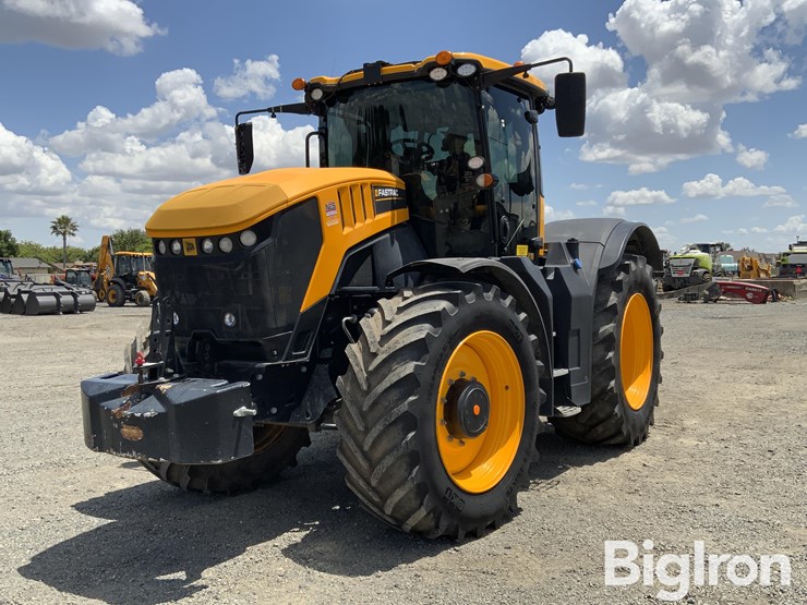 2022-jcb-8330-fastrac-4wd-tractor-image-1