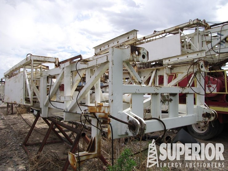 (6-52)-sj-petro-105'h-265,000#-mast,-w/-rod-&-tubi...-image-4