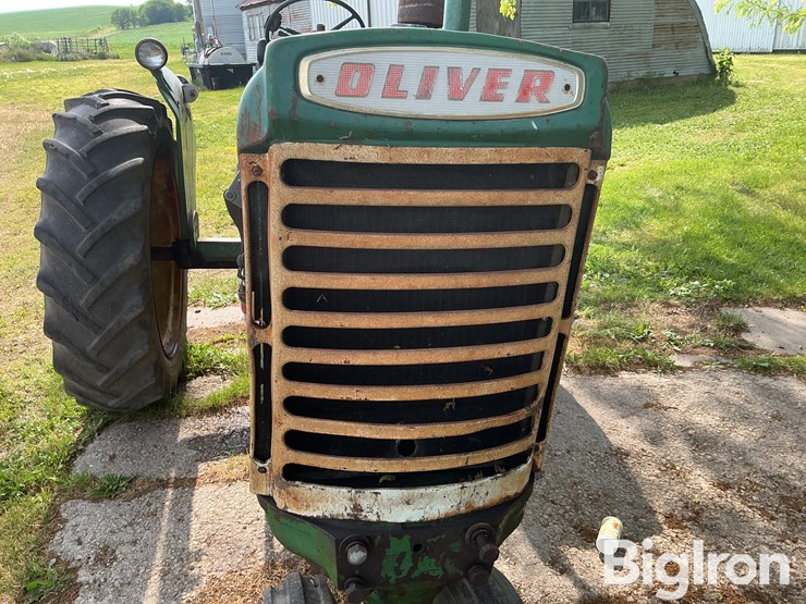 1961-oliver-880-image-11
