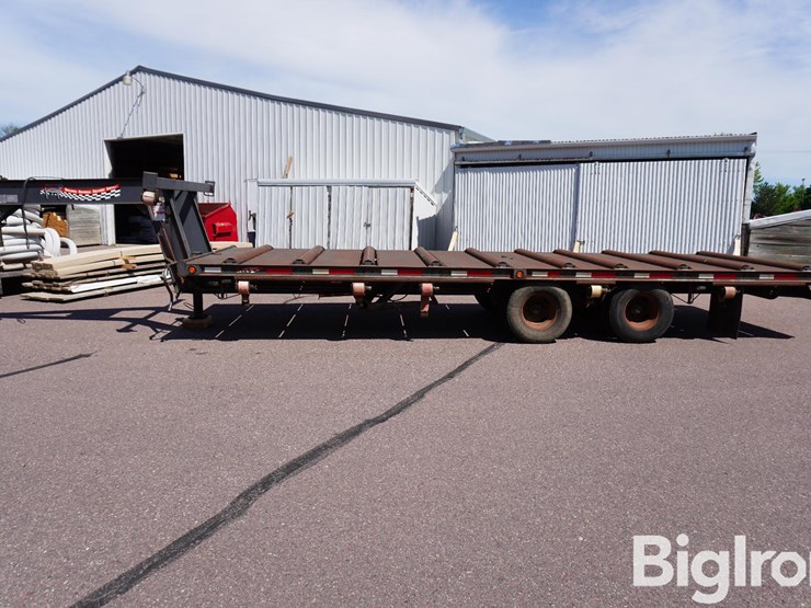 2007-iron-steer-10r25-25'-t/a-gooseneck-roller-trailer-image-8