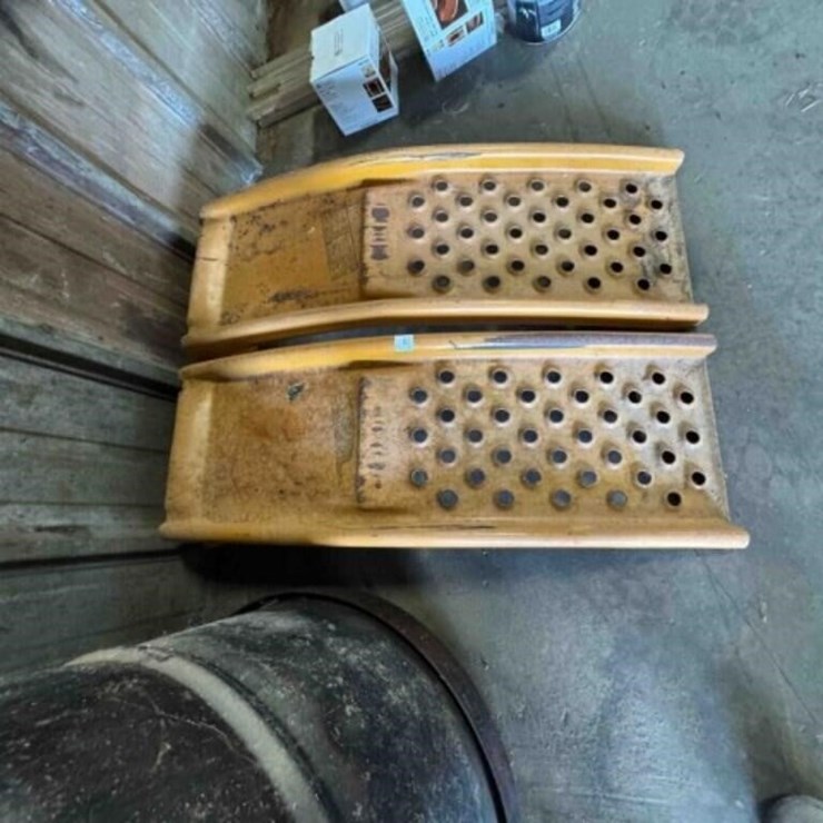 CAR RAMPS