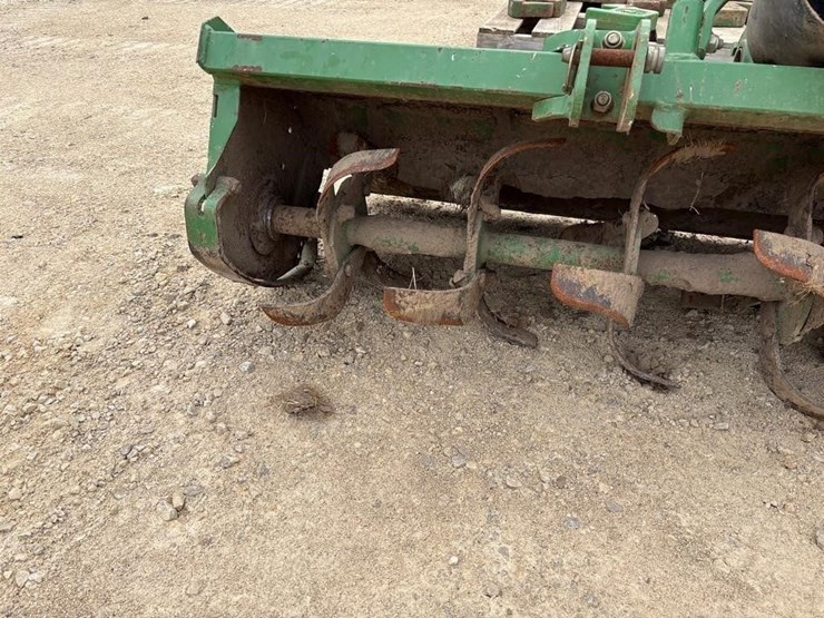 john-deere-450-image-7