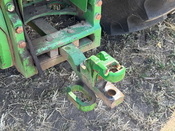 2019-john-deere-8295r-image-37