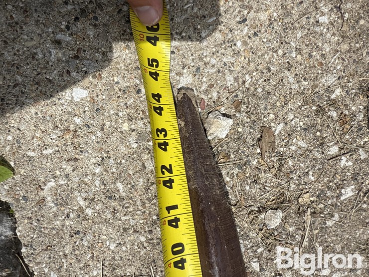 frontier-euro-style-bale-spear-image-12