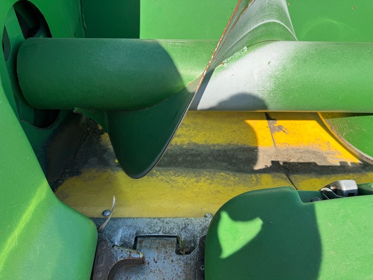 john-deere-612c-image-12