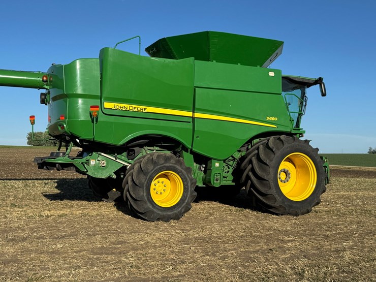 john-deere-s680-image-10