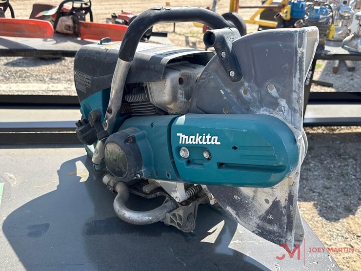 makita-ek7651h-14"-gas-powered-power-cutter-image-1