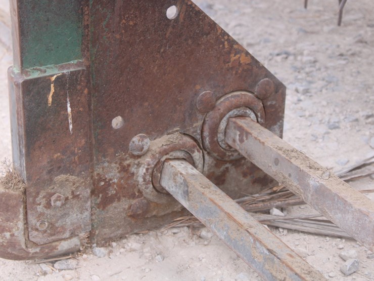 #1020-•-1996-pickett-6r30a-one-step-bean-cutter-image-58