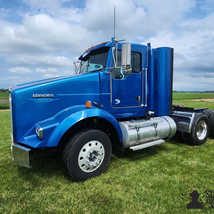 2012 KENWORTH T800