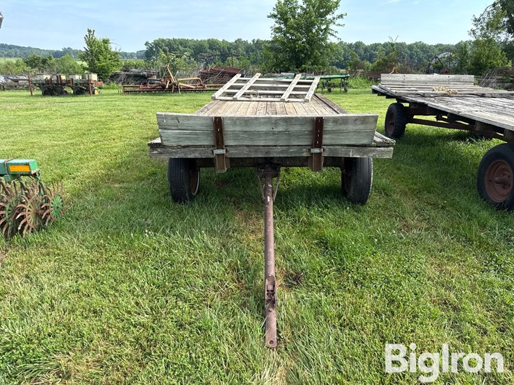 badger-16'-hay-wagon-image-2