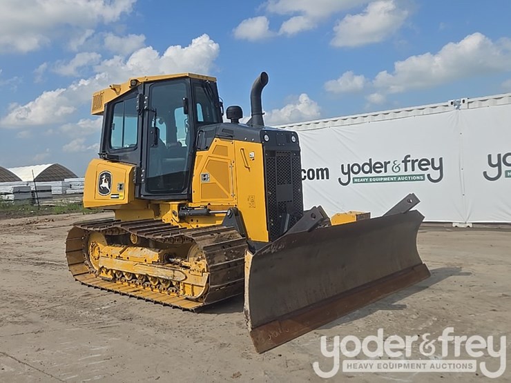 2023-deere-650k-lgp-image-7