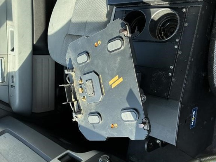 2011-ford-f150-image-19