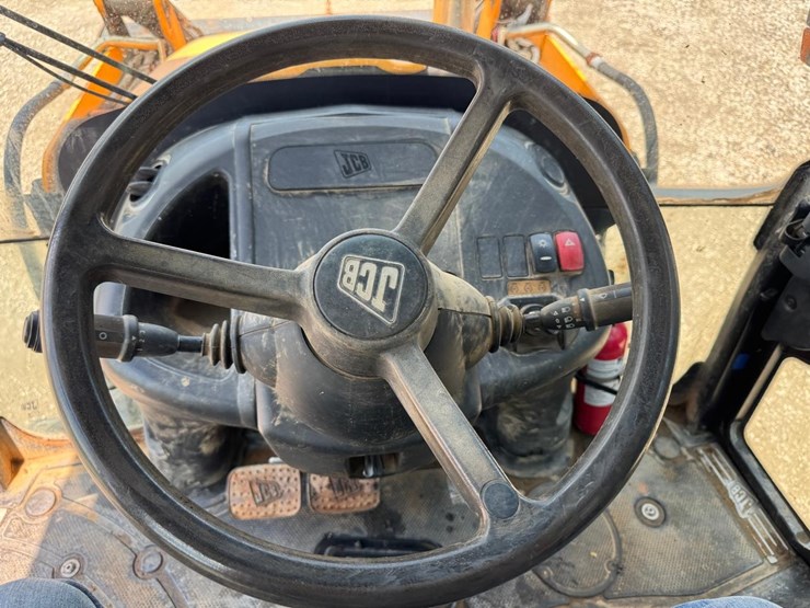 jcb-3cx14-image-26