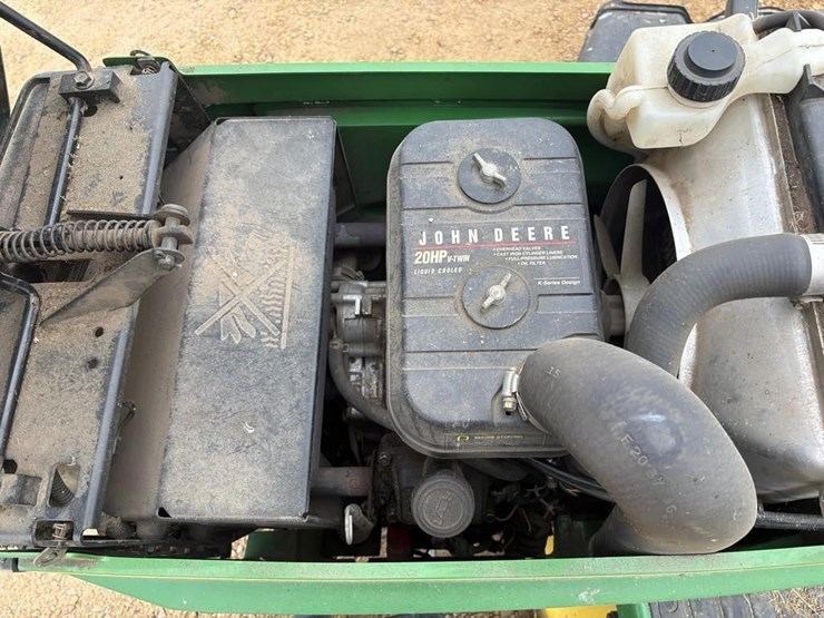 john-deere-425-image-8