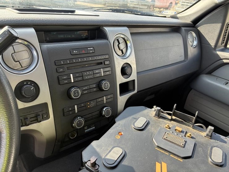 2011-ford-f150-image-18
