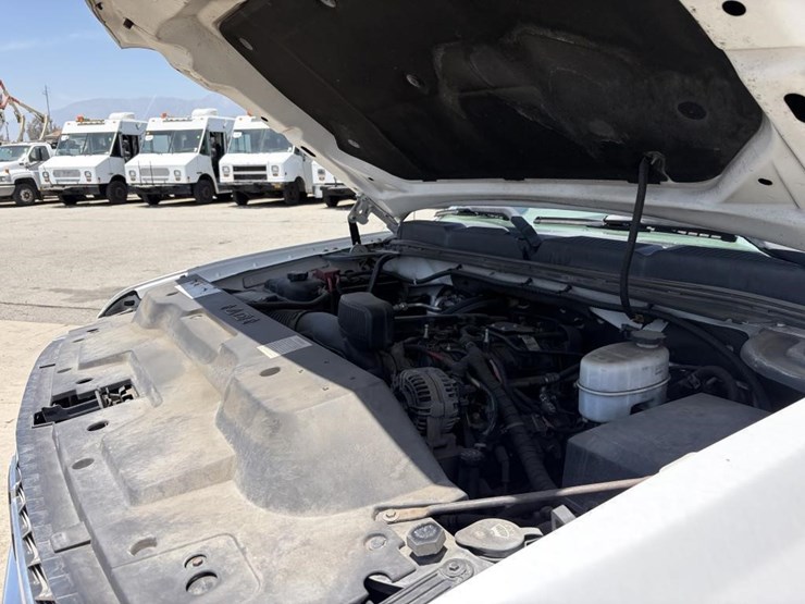 2011-chevrolet-silverado-2500-image-7
