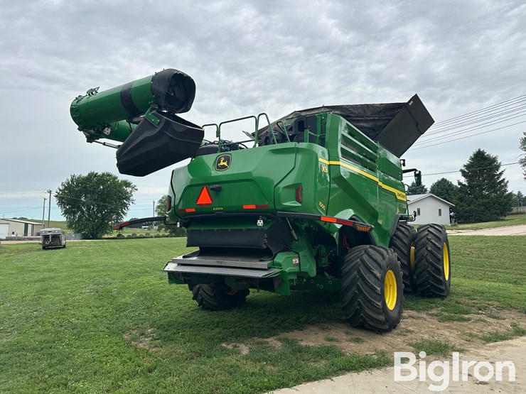 2022-john-deere-x9-1000-image-5