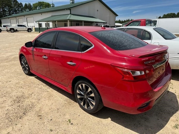 2017-nissan-sentra-sr-turbo-car-image-6