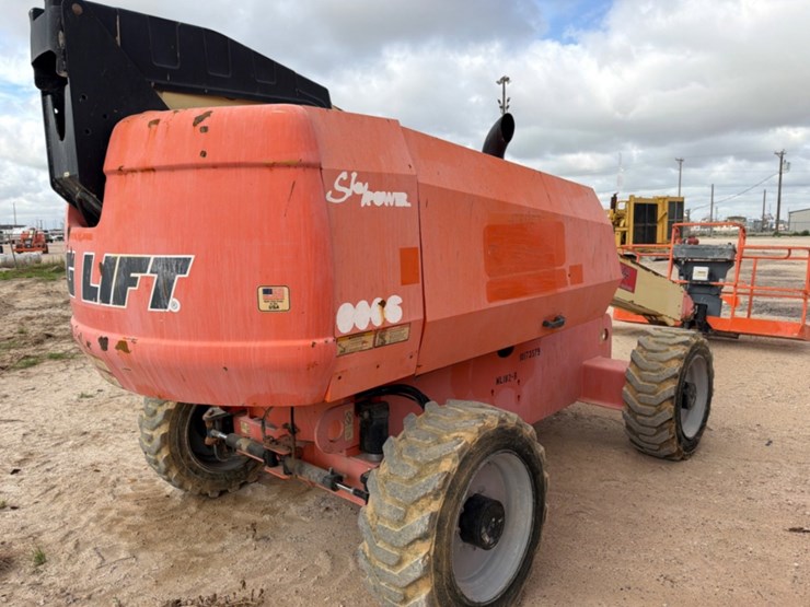2013-jlg-600s-image-6