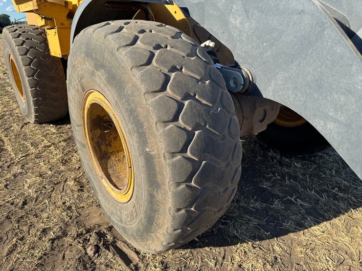 deere-624l-image-31