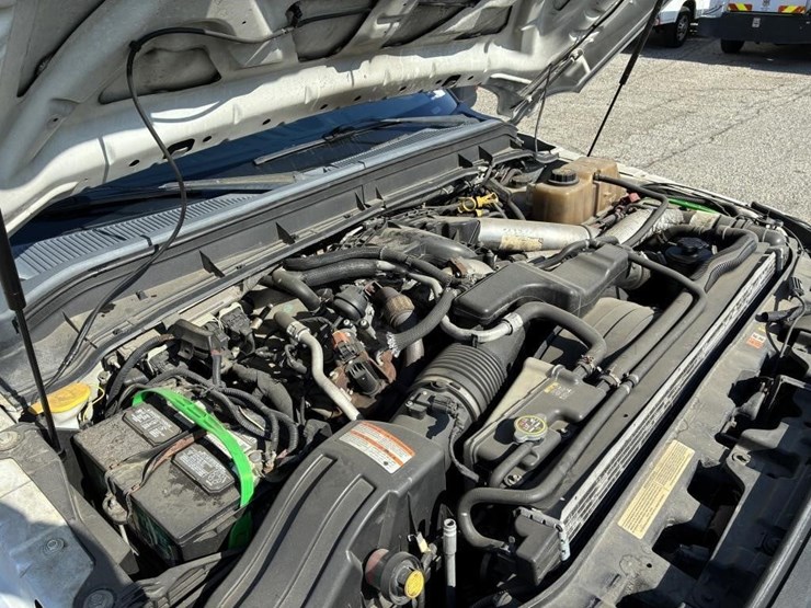 2012-ford-f550-image-7