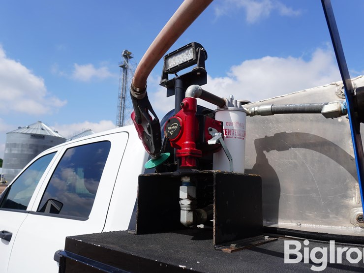 2013-ram-5500-4x4-crew-cab-service-truck-w/air-&-fuel-image-9
