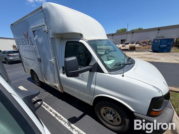 2011-chevrolet-express-g3500-image-4