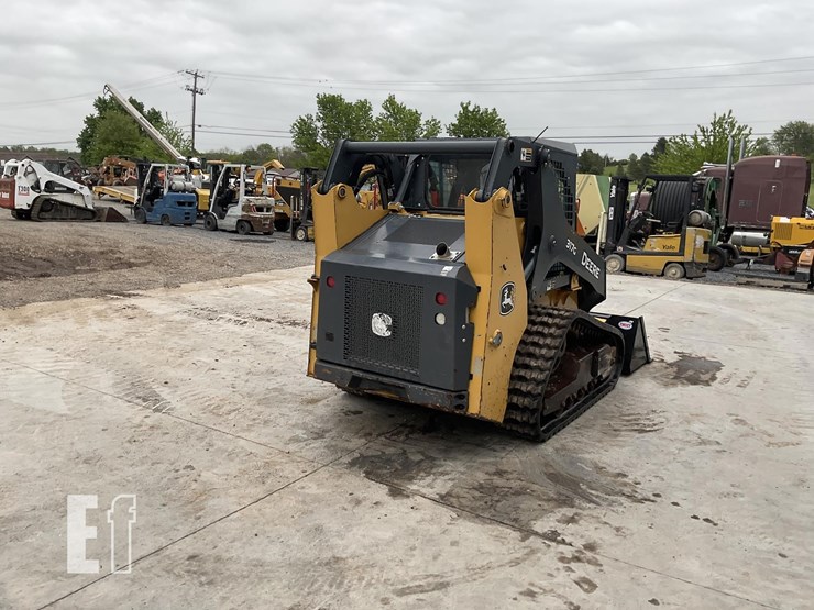 2018-deere-317g-image-4