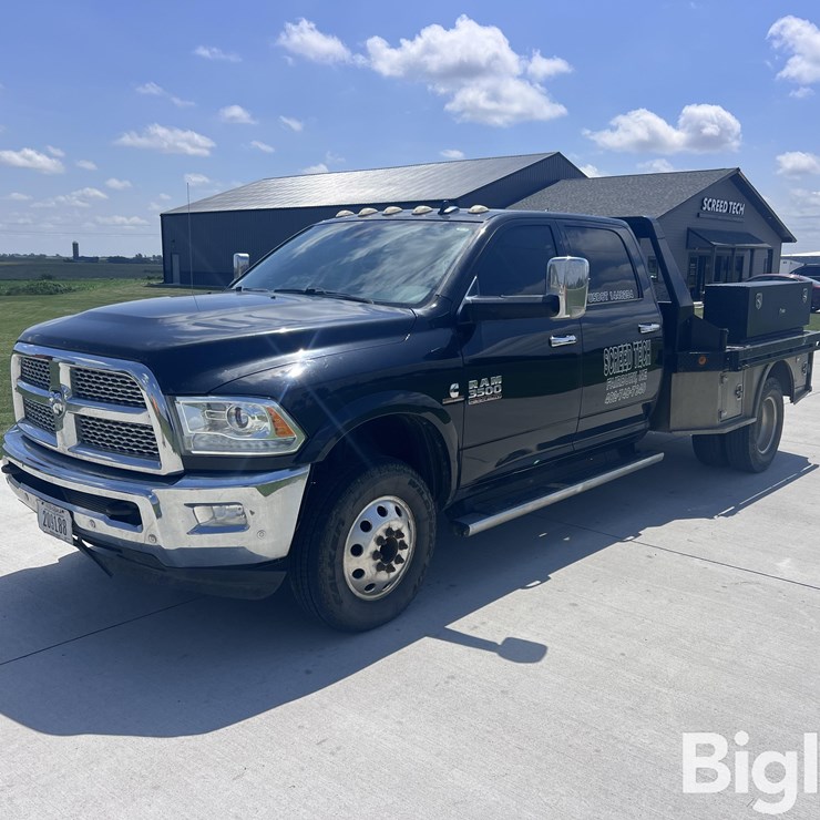 2017 RAM 3500 LARAMIE