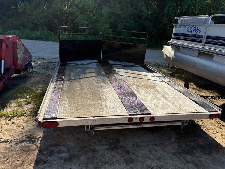 12'-x-100"-v-front-snowmobile-trailer-image-2