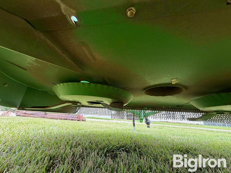 2023-john-deere-rc8m-image-12