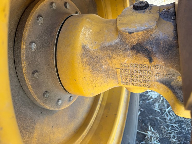deere-624l-image-32