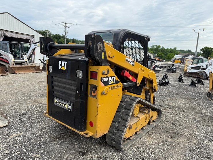 2018-caterpillar-249d-image-4