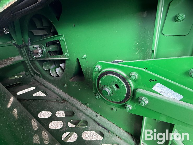 2019-john-deere-s780-image-14