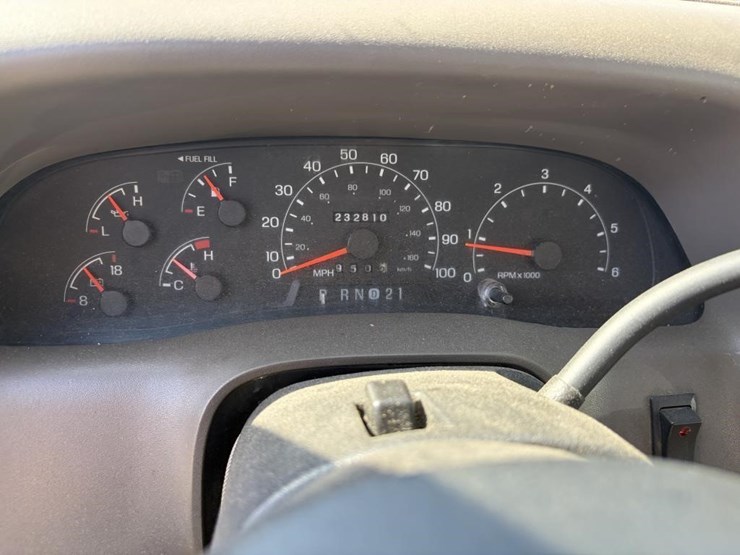 2001-ford-f350-image-17