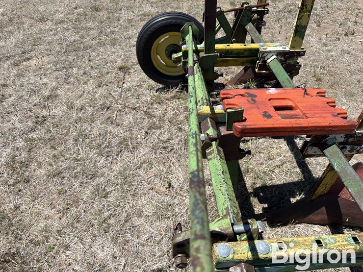 6r30"-ditcher-image-13