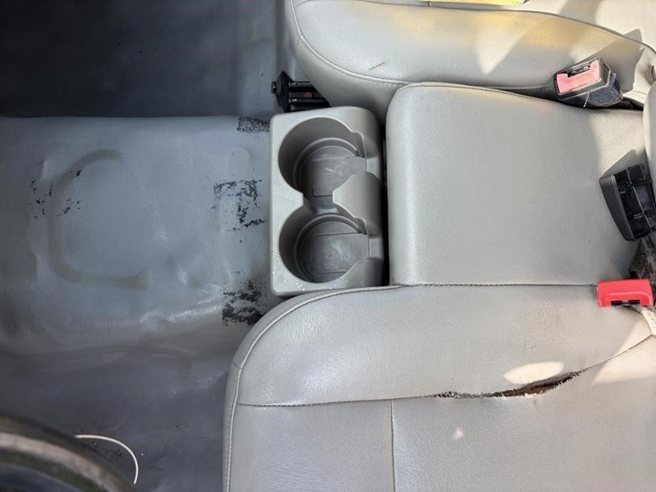 2011-chevrolet-colorado-image-17