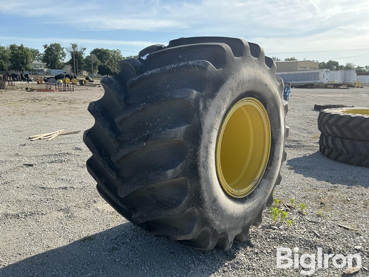 john-deere-32-image-5