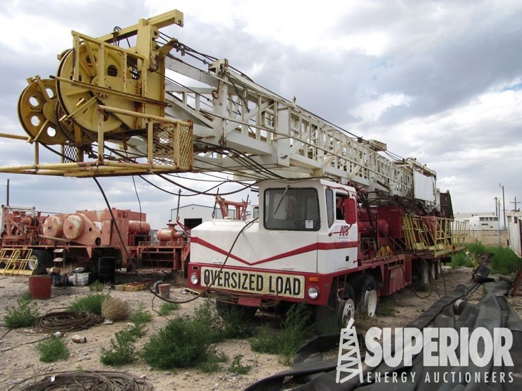 (6-51)-2006-sj-petro-d/d-back-in-well-service-rig,...-image-1