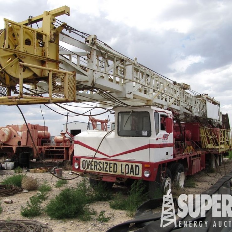 (6-51) 2006 SJ PETRO D/D Back-In Well Service Rig,...