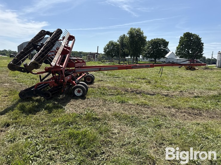 unverferth-rolling-harrow-ll-double-rolling-basket-image-4