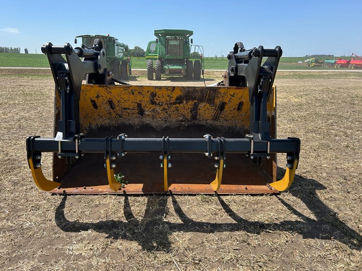 john-deere-35-image-3